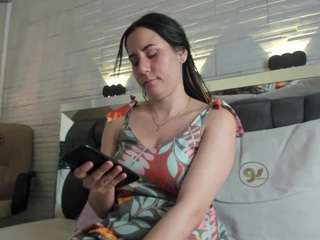 jade-heartt live cam profile