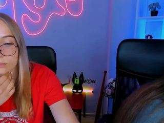 kiki-swan