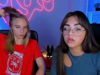 kiki-swan