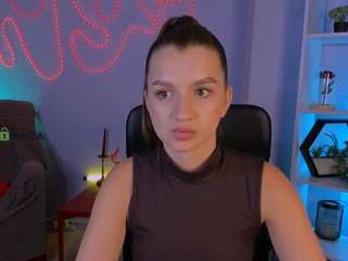 kiki-swan