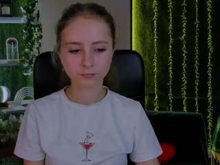 kiki-swan