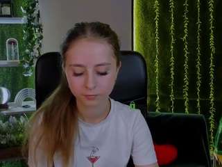 kiki-swan