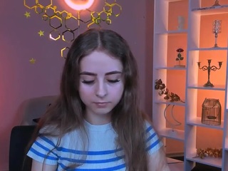 kiki-swan