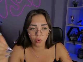 kiki-swan