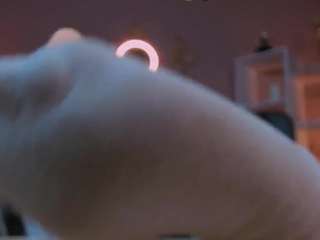 kiki-swan live cam preview