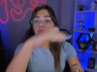 kiki-swan
