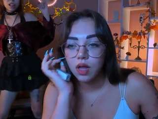 kiki-swan