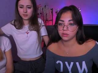 kiki-swan