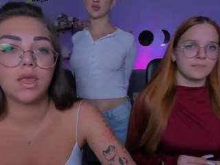 kiki-swan