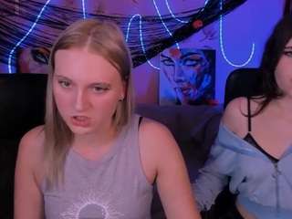 kiki-swan