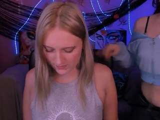 kiki-swan