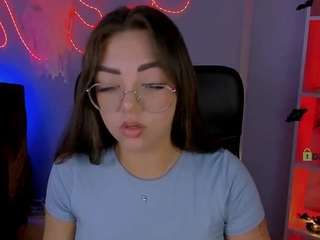 kiki-swan
