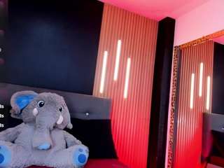 le modèle thomastwink est en webcam porno dans un show sur le site camsoda, il possède les tags suivants: anal toys,average,young adult,uncut,teen 18,tattoos,submissive,smoking,orgasm,hazel eyes,gape,flat chested,fetish,english,ejaculation,drinking,dirty talk,cumshot,colombia,bondage