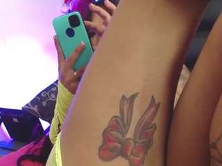 aleja-dolly Live Webcam on CamSoda