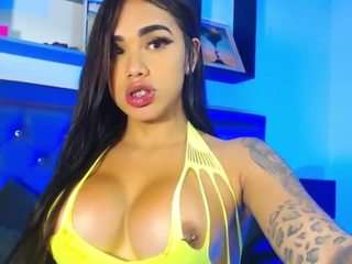 aleja-dolly Live Webcam on CamSoda