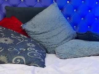 aleja-dolly Live Webcam on CamSoda