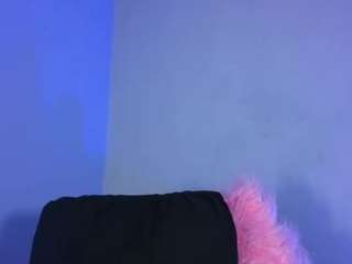 aleja-dolly live cam preview