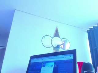 big-ass-show Live Webcam on CamSoda