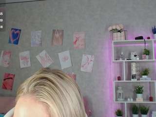 cassie-reed's CamSoda show and profile
