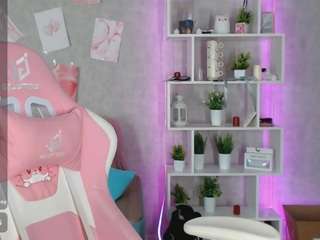  cassie-reed chat room
