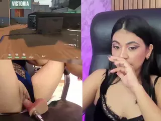 LeahVega's Live Sex Cam Show