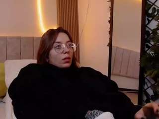 mangxx's CamSoda show and profile