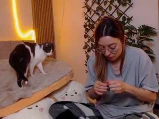 mangxx's CamSoda show and profile