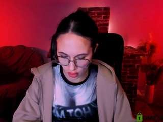 mona-cloud Toy live webcam