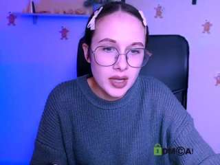 mona-cloud Live Webcam on CamSoda