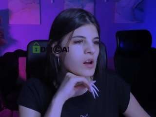 mona-cloud live cam profile