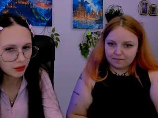 mona-cloud live webcam show