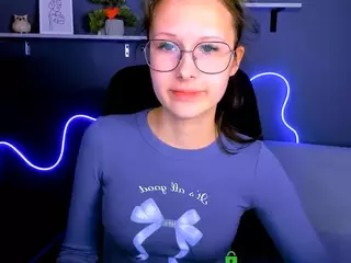mona-cloud's Live Sex Cam Show