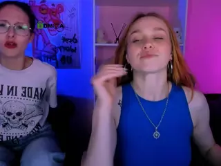 mona-cloud's Live Sex Cam Show