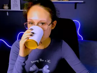 mona-cloud's Live Sex Cam Show