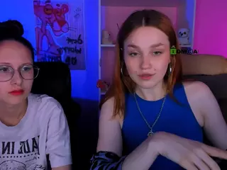 mona-cloud's Live Sex Cam Show