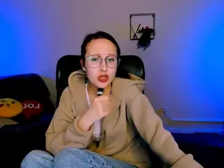 mona-cloud's Live Sex Cam Show