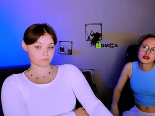 mona-cloud's Live Sex Cam Show