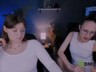 mona-cloud's Live Sex Cam Show
