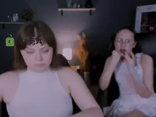 mona-cloud's Live Sex Cam Show