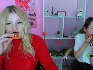 mona-cloud's Live Sex Cam Show