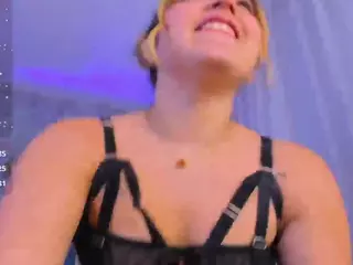 PatyLawrence's Live Sex Cam Show