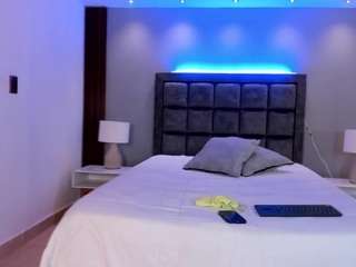  catalinaa-santana chat room