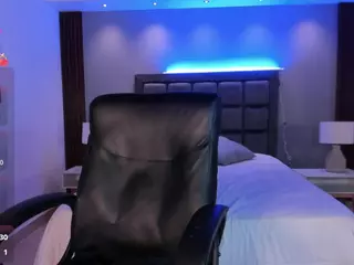 Catalinaa-Santana's Live Sex Cam Show