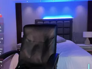 Catalinaa-Santana's Live Sex Cam Show