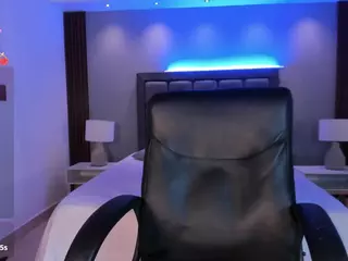 Catalinaa-Santana's Live Sex Cam Show