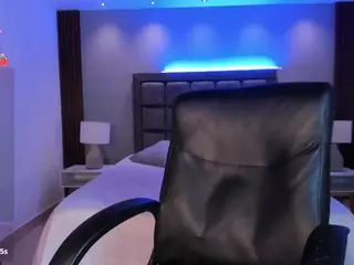 Catalinaa-Santana's Live Sex Cam Show