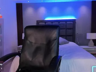 Catalinaa-Santana's Live Sex Cam Show