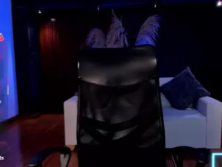 Catalinaa-Santana's Live Sex Cam Show