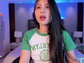 Catalinaa-Santana's Live Sex Cam Show