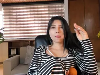Catalinaa-Santana's Live Sex Cam Show